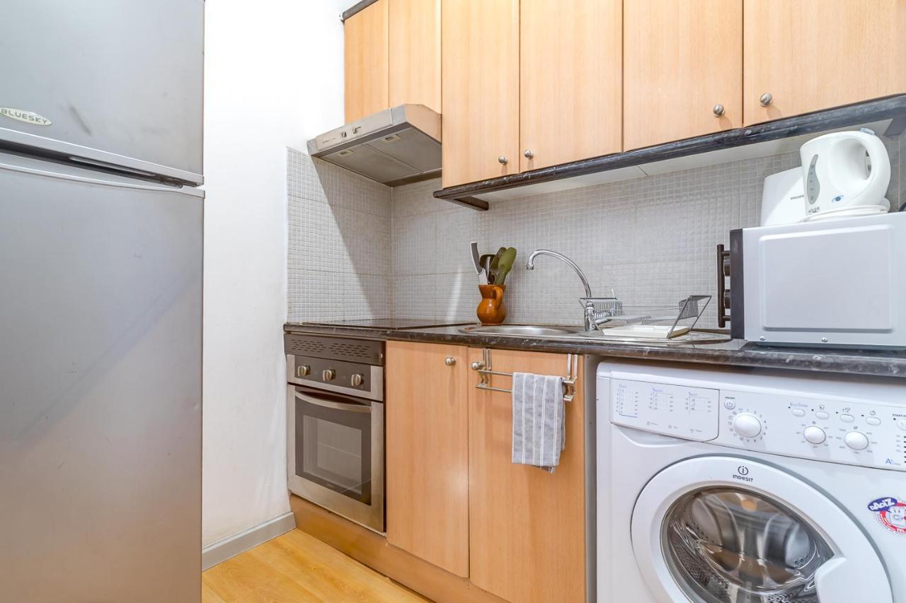 Apartamentos Fucar Madrid Kültér fotó